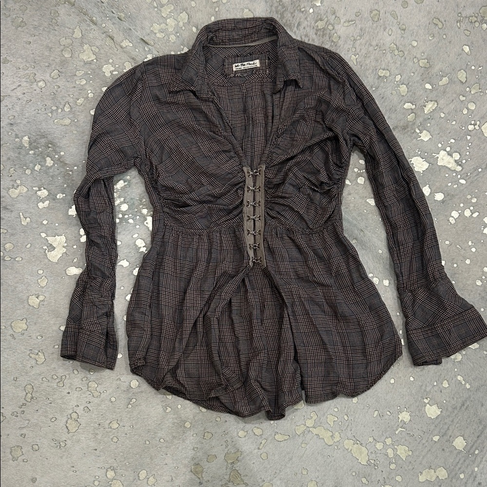 Plaid Long Sleeve Blouse with Clasping Detail